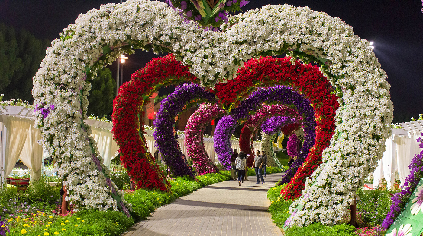 Love arch at Dubai Miracle Garden